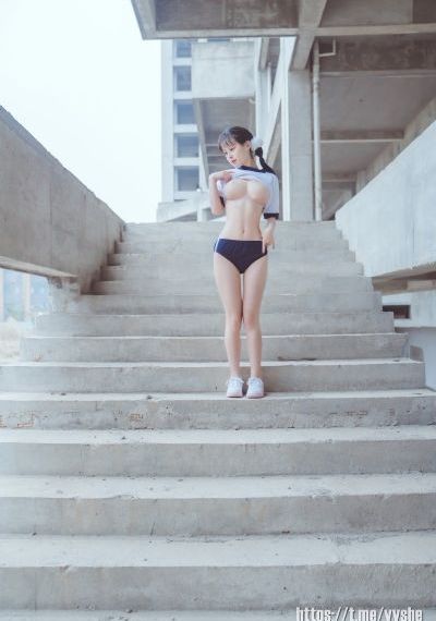 欧美性感巨乳_4K日韩免费观看