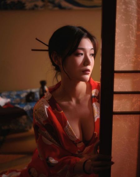 欧美皮草街拍图片大全_1080高清完整版播放