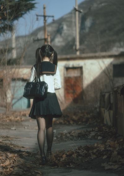 日韩亚洲综合在线_剧情片免费观看视频