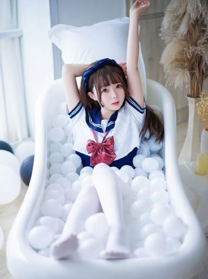 美女视频精品在线_无删减在线播放