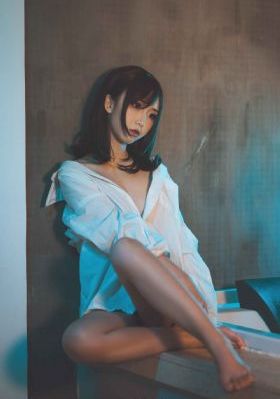 欧美原单女装_720全集免费播放